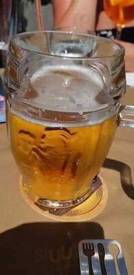 Zwekedli Étel-, Kávé- és Koktélbár