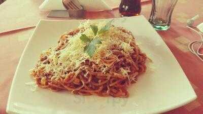 Angelino Pizzeria And Restaurant