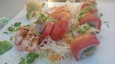 La Guna Étterem & Mori Sushi