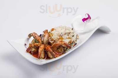 La Guna Étterem & Mori Sushi