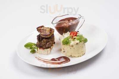 La Guna Étterem & Mori Sushi