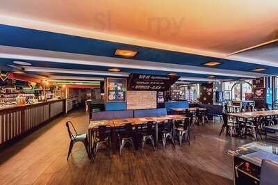 Stifler 32 Bar & Club