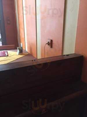 Sicilian Restaurant Sziciliai Etterem