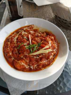 Espino Cafe & Bistro (@asiantapasbar)