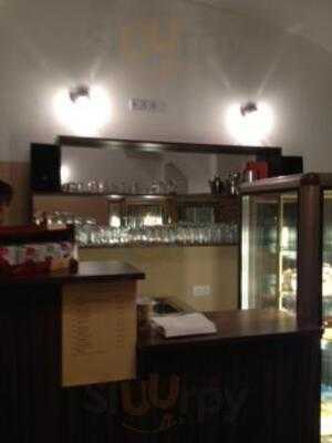 Voilá Cukrászda és Kávézó