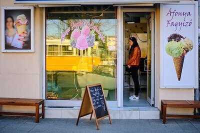 Áfonya Fagyizó és Cukrászda