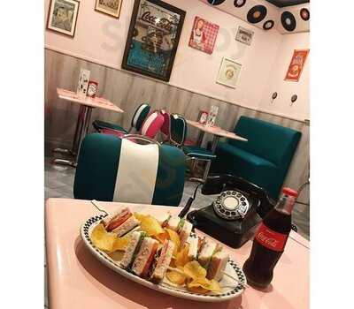 Mandy’s Railway Diner