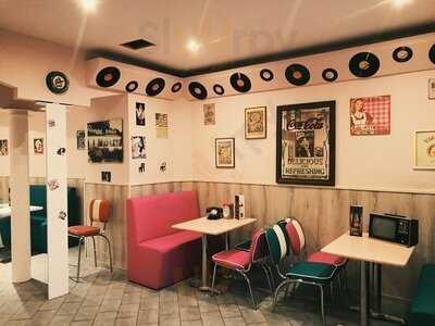 Mandy’s Railway Diner