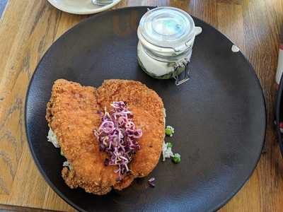 White Heaven Cafe & Restaurant