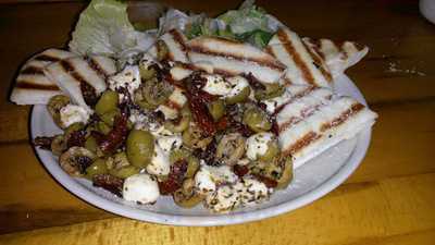 CdfŰ Kultúr-fröccspince