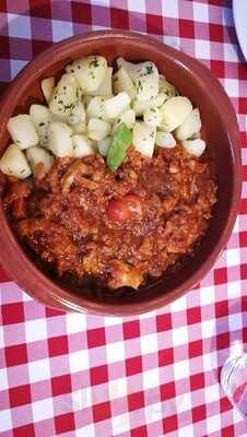 Kockás Abrosz Étterem