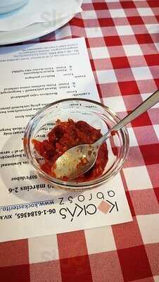 Kockás Abrosz Étterem