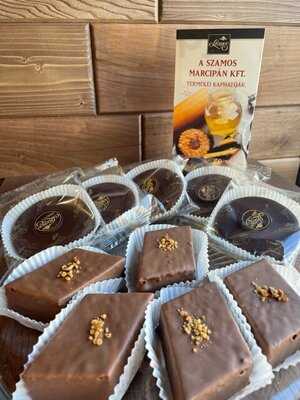 Kredenc Cafe & Delicatesse