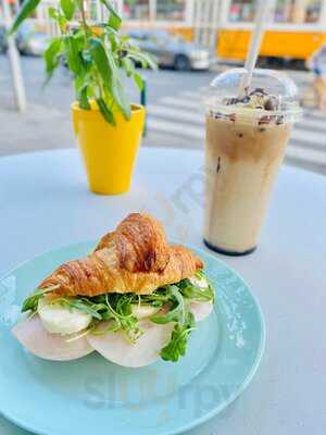 Barna Zebra Kézműves Pékség Bakery & Cafe