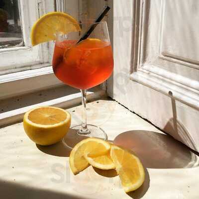 Főfotó Café And Bar