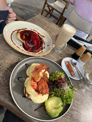 Cafe Brunch Budapest - Fővám Tér