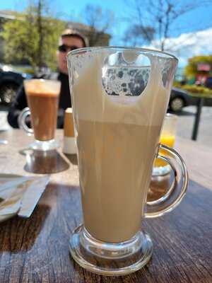 Cafe Brunch Budapest - Fővám Tér