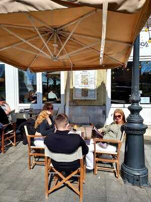 Cafe Brunch Budapest - Fővám Tér