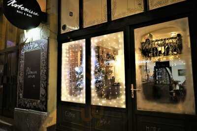 Artemisia Café & Wine