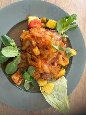 Pilvax Kávéház És Étterem