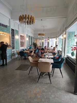 Pilvax Kávéház És Étterem