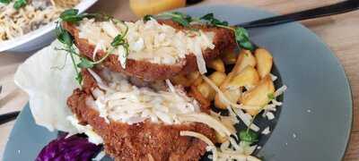 Pilvax Kávéház És Étterem