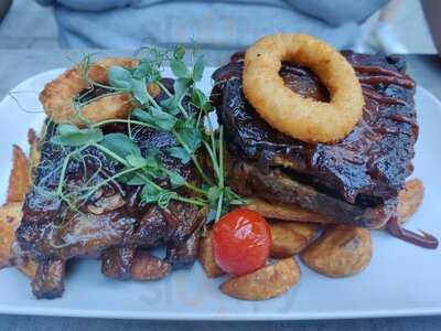 Planet Budapest Restaurant