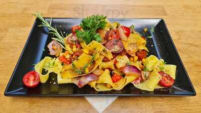 Planet Budapest Restaurant