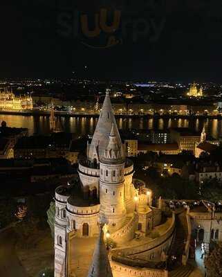 White Raven Skybar & Lounge