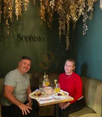 Sophisto Champagne Bar & Restaurant