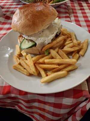 Fehér Hajó Étterem