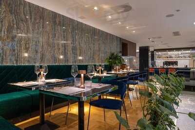 Anri Restaurant & Grill