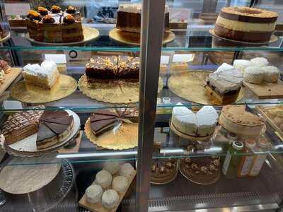 Green Life Bakery And Coffee Bar