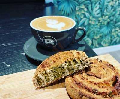 Green Life Bakery And Coffee Bar