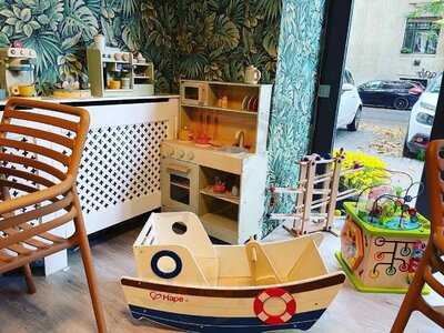 Green Life Bakery And Coffee Bar