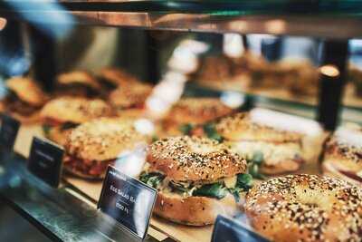 Re-charge Juice & Smoothie Bar