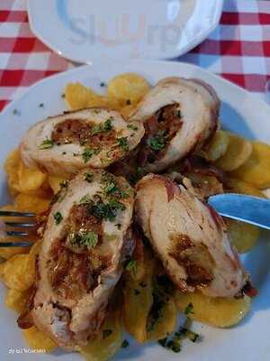 Piros Csizma Etterem