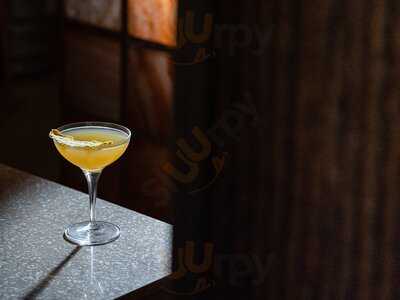 Sho Restaurant Bar & Cafe