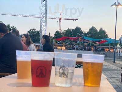 TetŐ By Mad Scientist