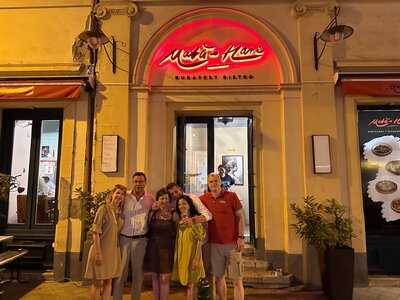 Mata Hari Budapest Bistro