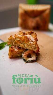 Pizza Foriù @ Akvárium