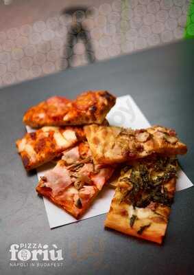 Pizza Foriù @ Akvárium