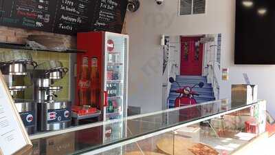 Pizza Me - Bosnyak Ter