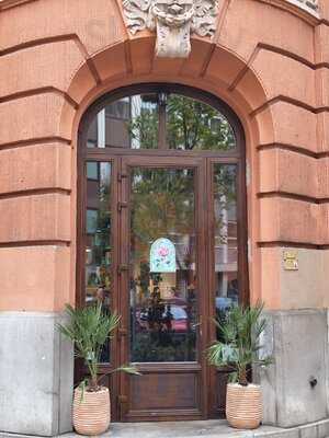 Jouri - A Blend Of Moroccan & Arabesque Cuisine