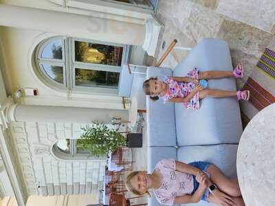 CsÓk - Patisserie Bistro Bakery