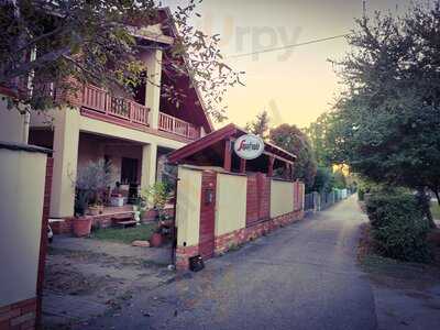 Nora Guesthouse&lakásétterem