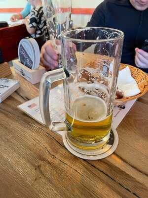 Na, Ez Az! (this Is It) - Basilica