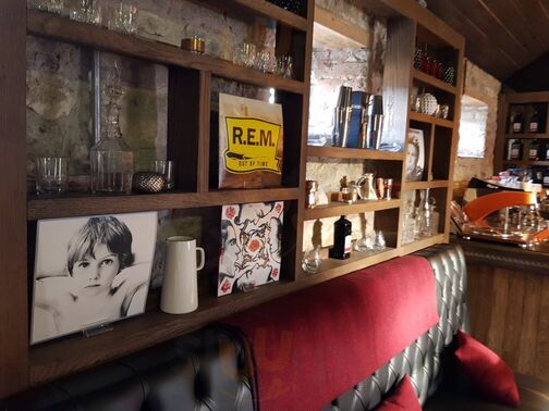 Browne's Bar