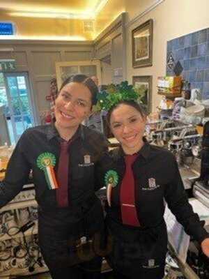 The Castle Vaults Bar And Restaurant