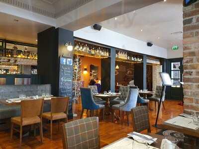 Mcgettigans Cookhouse & Bar